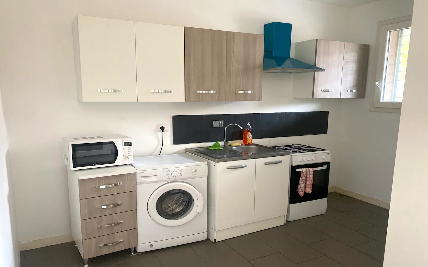 Kitchen 1