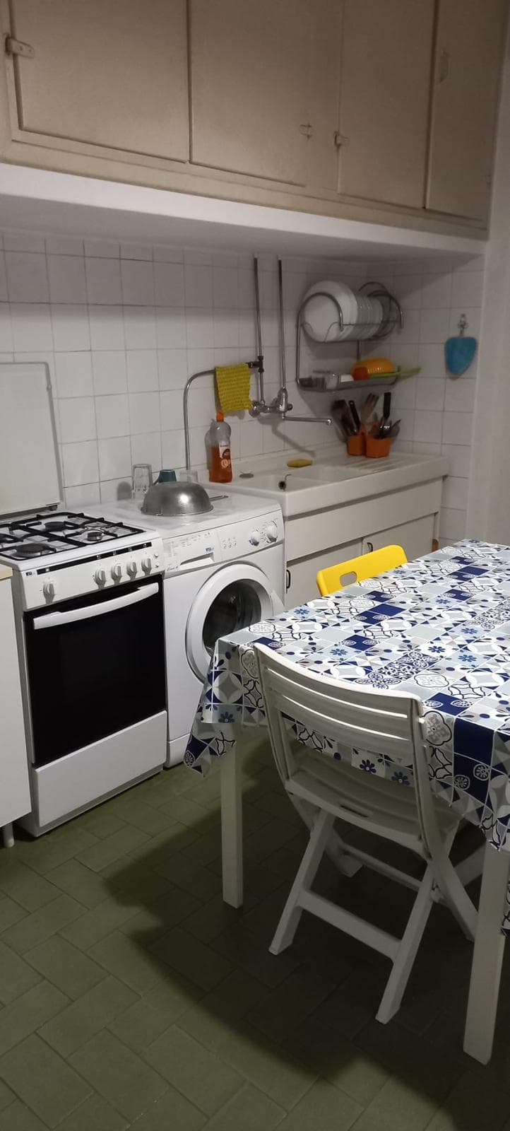 Kitchen 1