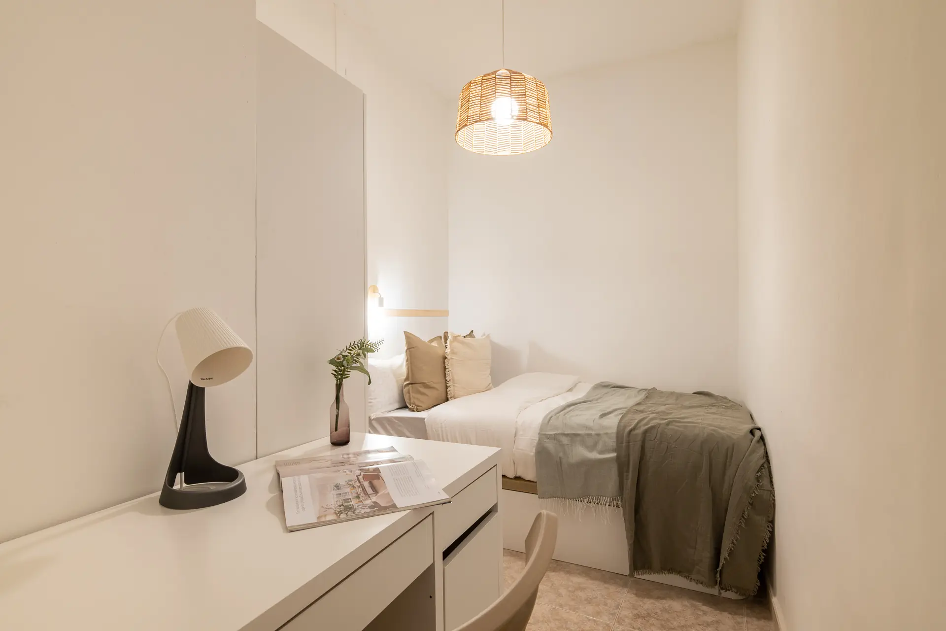 Private room in Barcelona photo 2