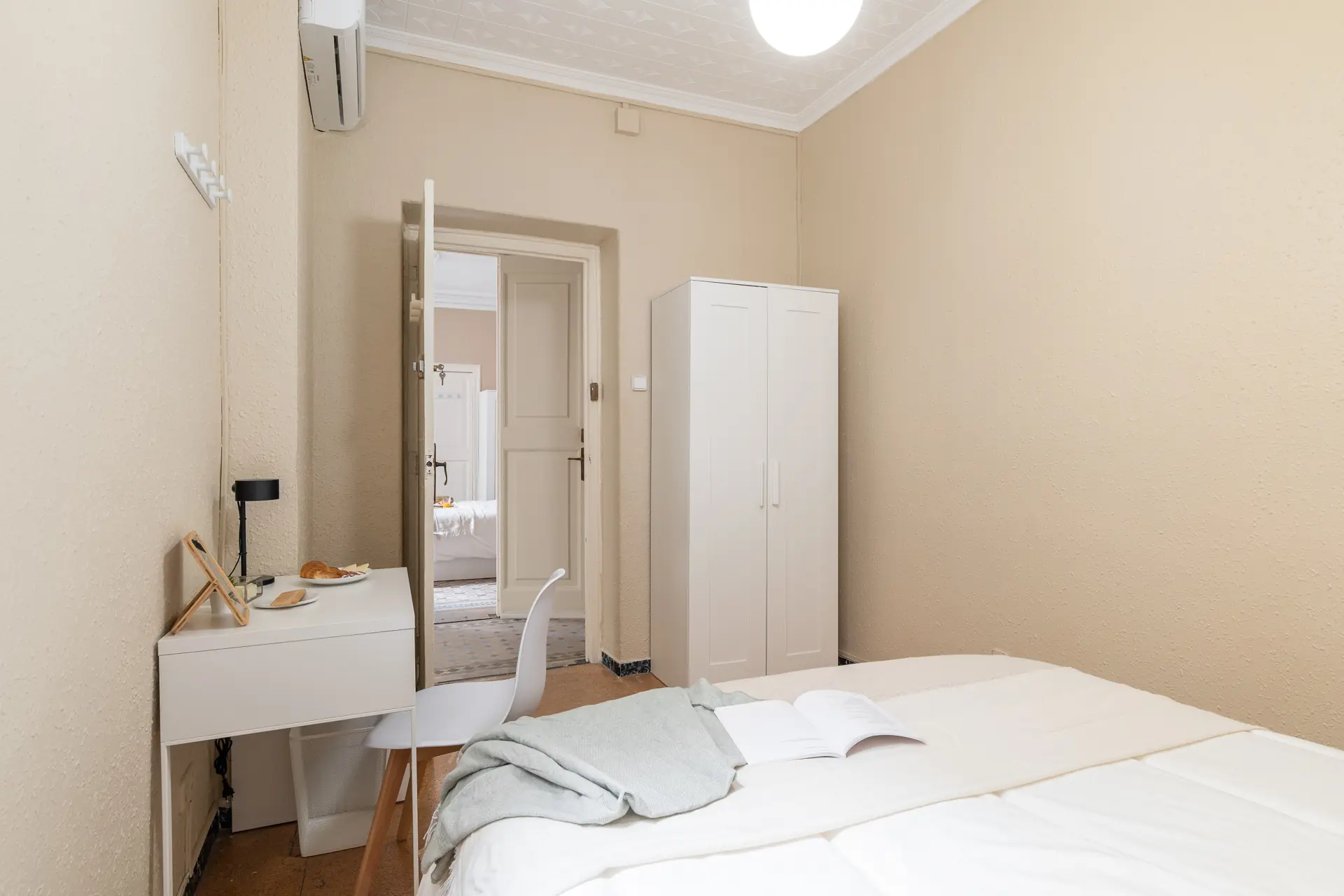 Private room in Barcelona photo 3
