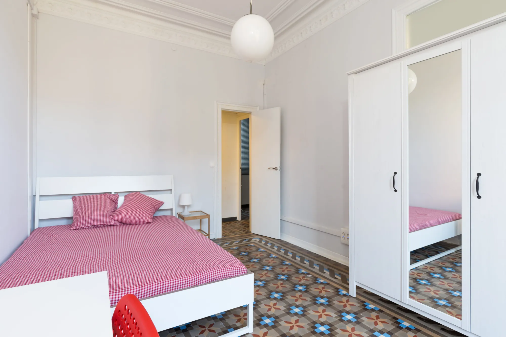 Private room in Barcelona photo 4